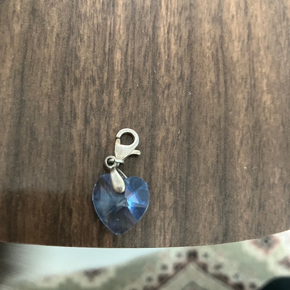 Blue Swarovski heart - Picture 1 of 1